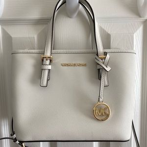 Michael Kors Bag ***LIKE NEW***